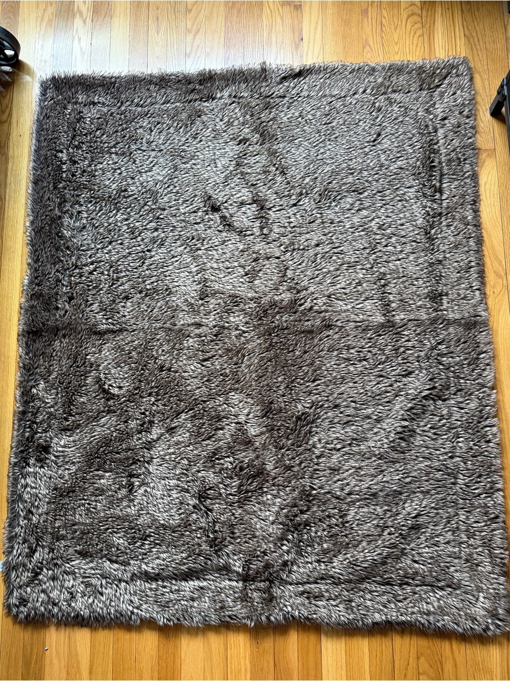 L.L. Bean 50 by 60 Faux Fur Throw - Picture 2 of 5